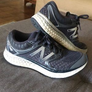 New Balance 1080 running shoes. Size 7.5